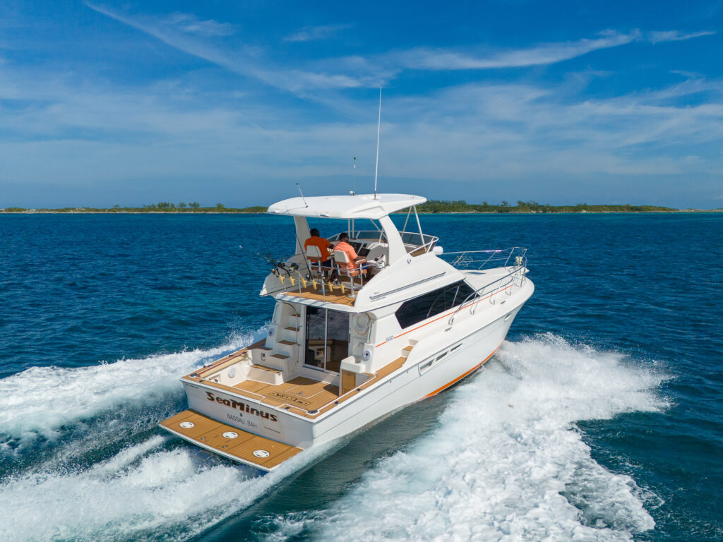 Private yacht charter in the bahamas