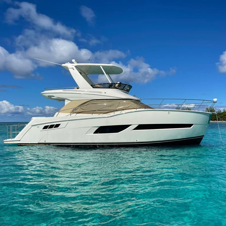 Yacht charter nassau